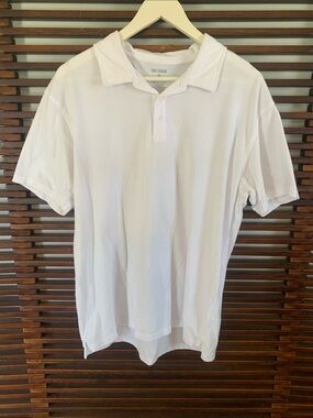 🎉NEW LISTING!🎉True Classic White Short-Sleeve Polo Shirt